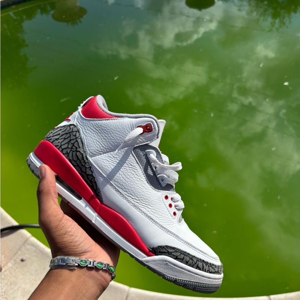 Nike White and Red Air Sneakers